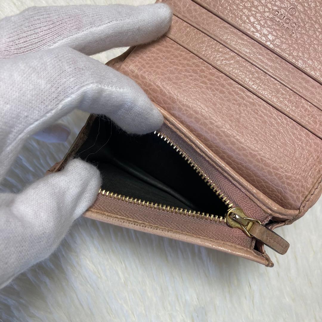 早い者勝ち　GUCCI グッチ　二つ折り　財布　コンパクト　ベージュ　アイボリー