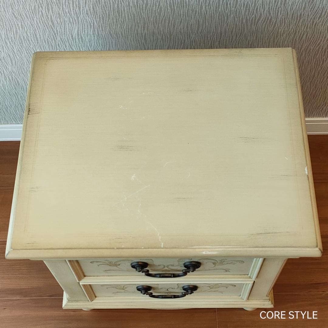 アンティーク　ビンテージナイトテーブル ロココ調　A33