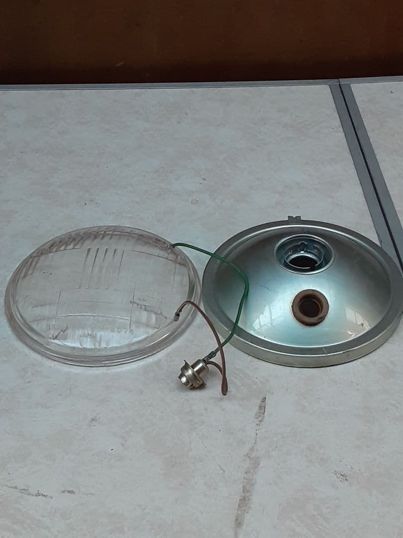 c*r様 CD90ヘッドライト・スピードメーター　セット　中古出品　動作未確認品