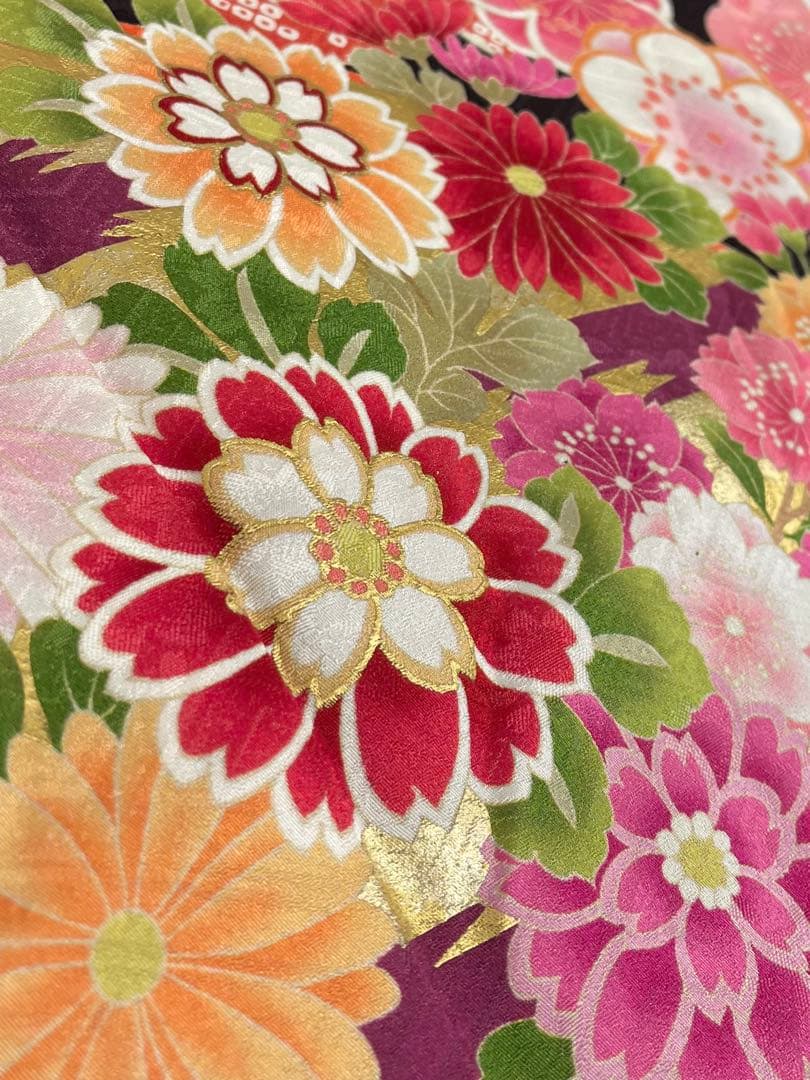 振袖 金彩 紋意匠 橙色×赤みの黒系 正絹 S161