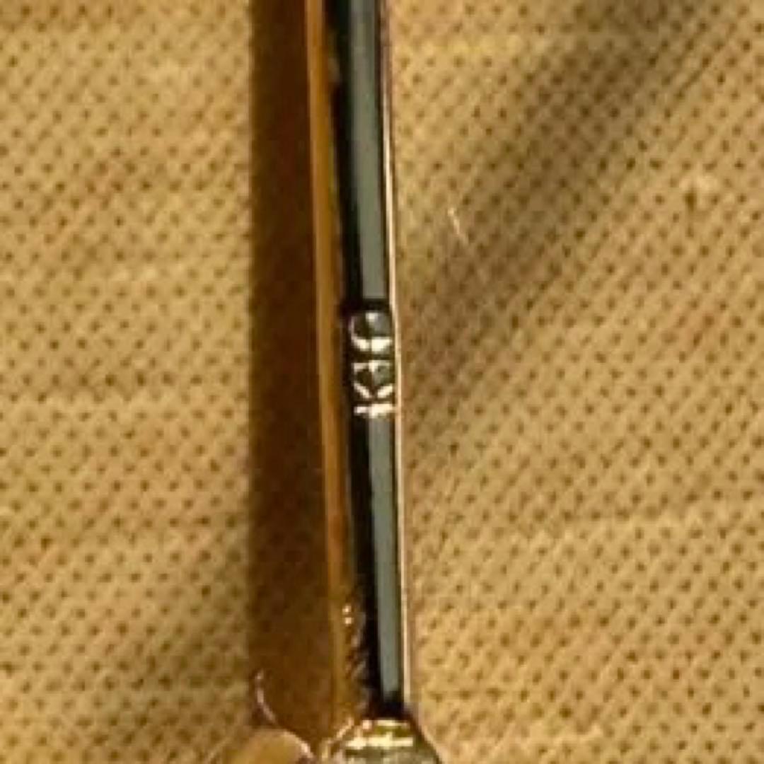 K10ゴールドルーフピアス