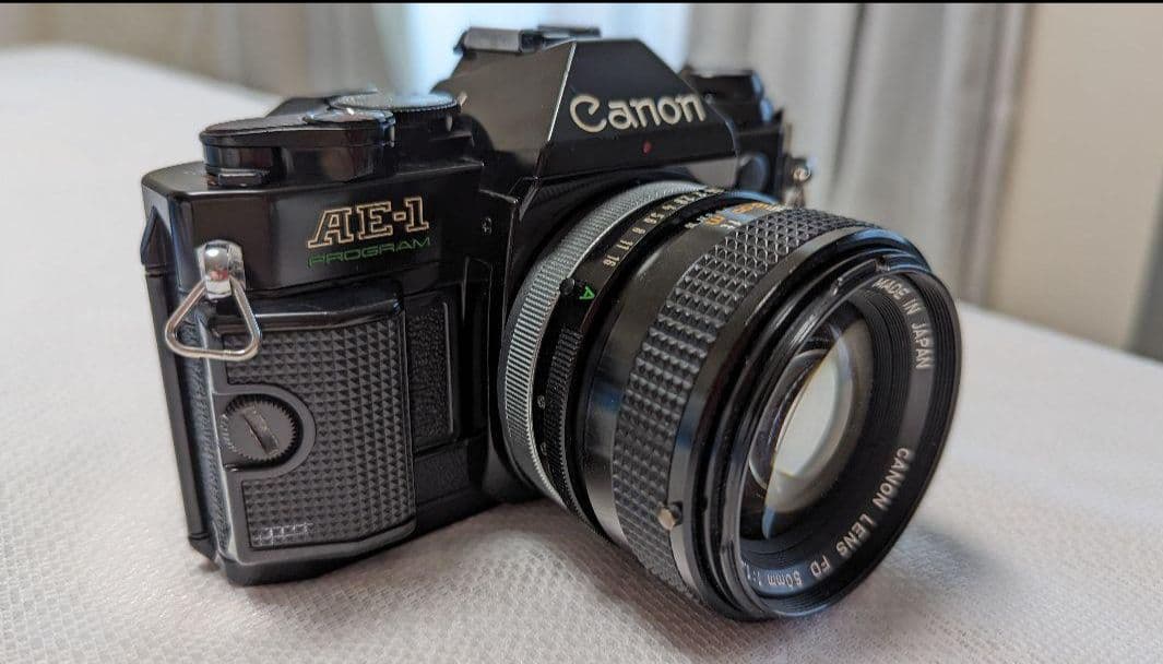 Canon AE-1 一眼レフカメラ 35mmフィルム