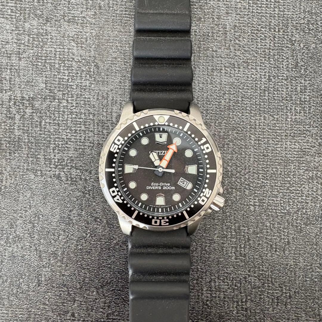 Eco-Drive Diver's 200m ブラック腕時計