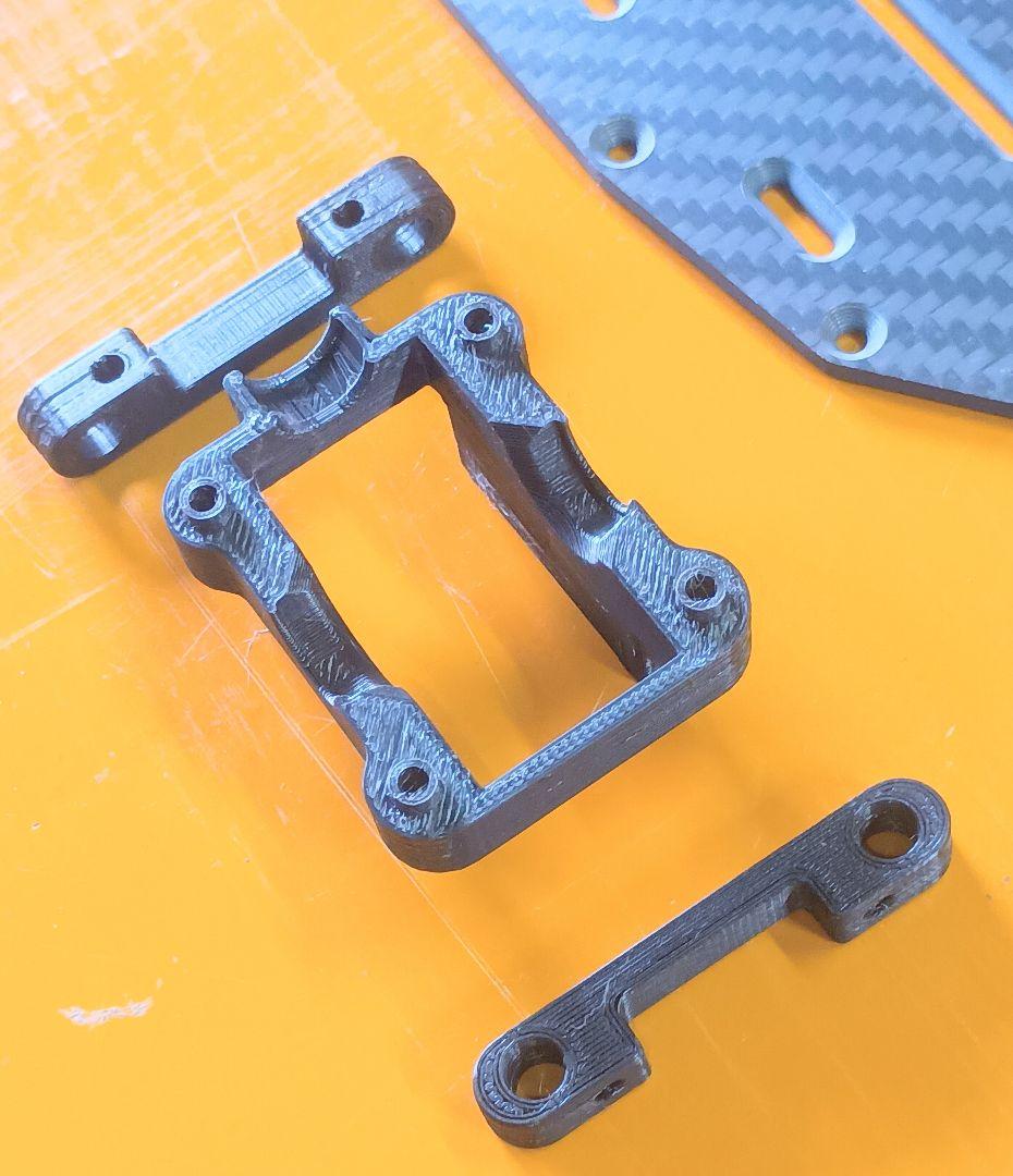 TT02　カーボンコンバキット　RWD メタルガレージ　lGarage