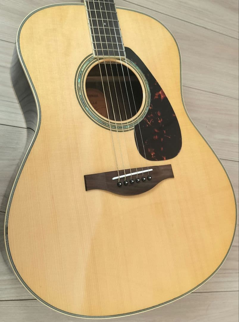 【美品】YAMAHA LL6 アコースティックギター　ソフトケース付き