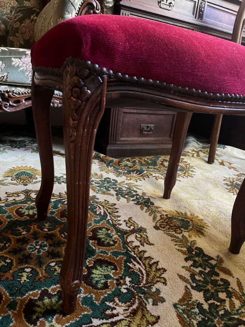 オットマン スツール 猫脚 アンティーク 赤 インテリア ビンテージ