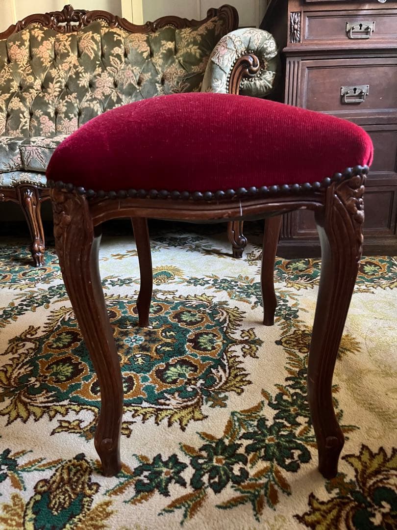 オットマン スツール 猫脚 アンティーク 赤 インテリア ビンテージ