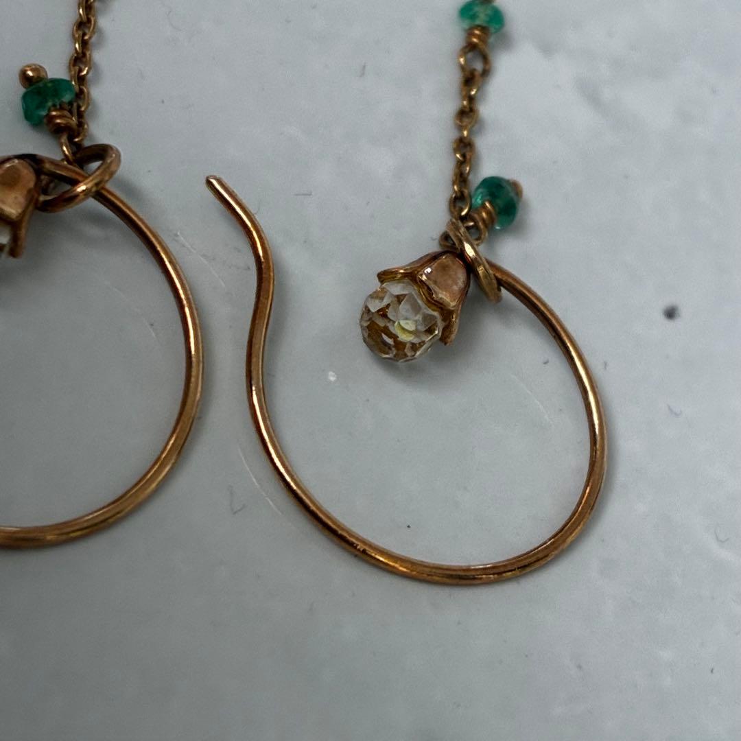 agete フック　ピアス　エメラルドチャーム付き