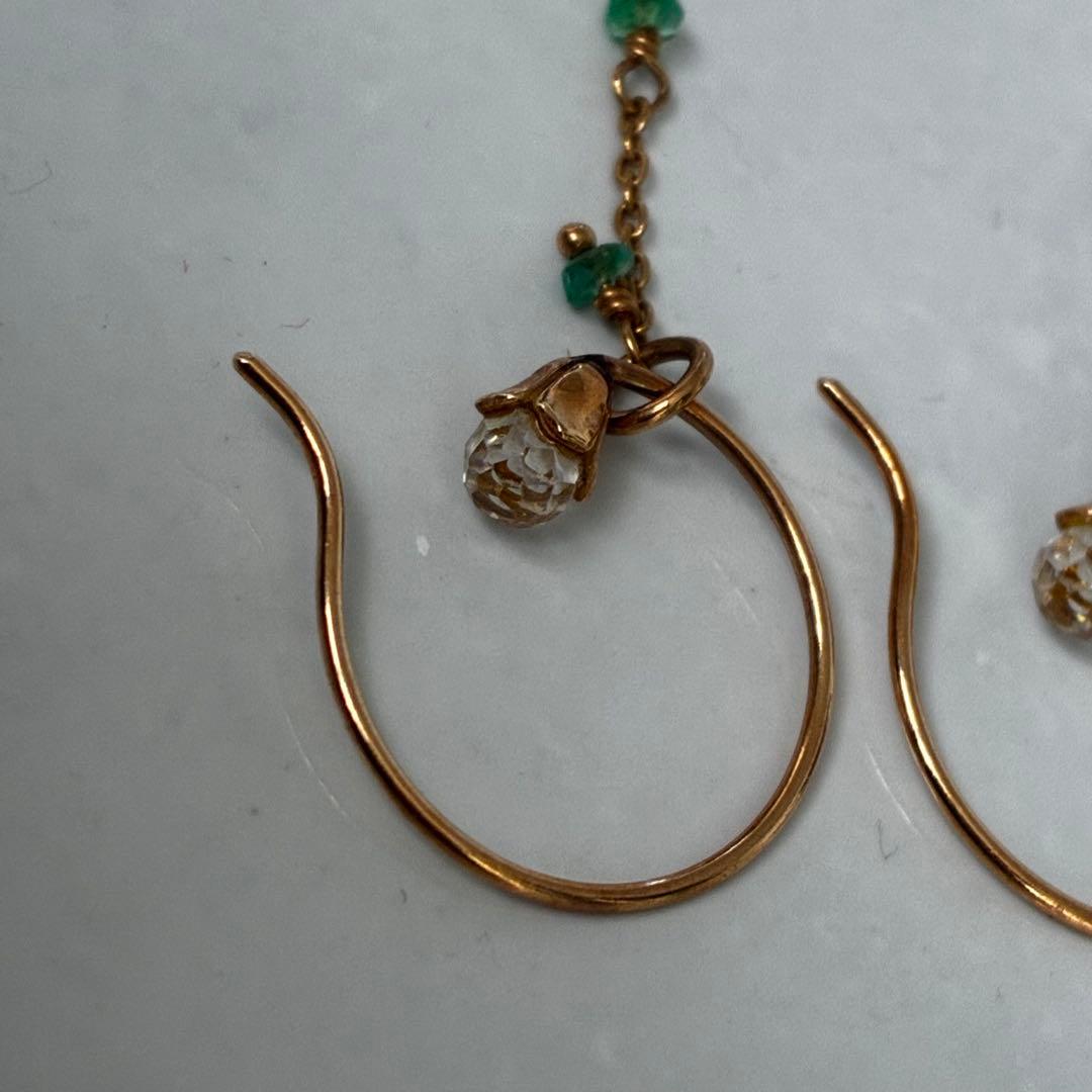 agete フック　ピアス　エメラルドチャーム付き