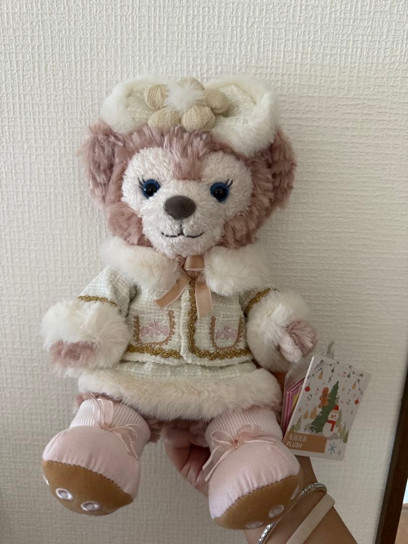 上海ディズニー2024年クリスマス限定のシェリーメイぬいぐるみ