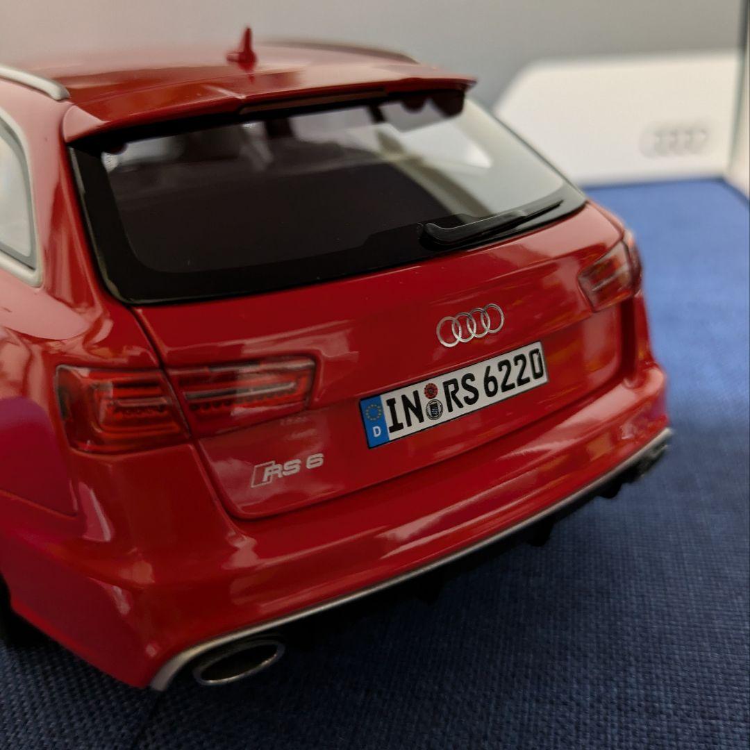 アウディ RS6 Avant　C7 ミニカー 1/18　ミニチャンプス　audi