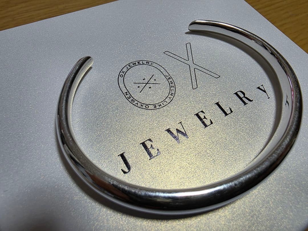 アクセサリー OX JEWELRy Silver Curve Bangle