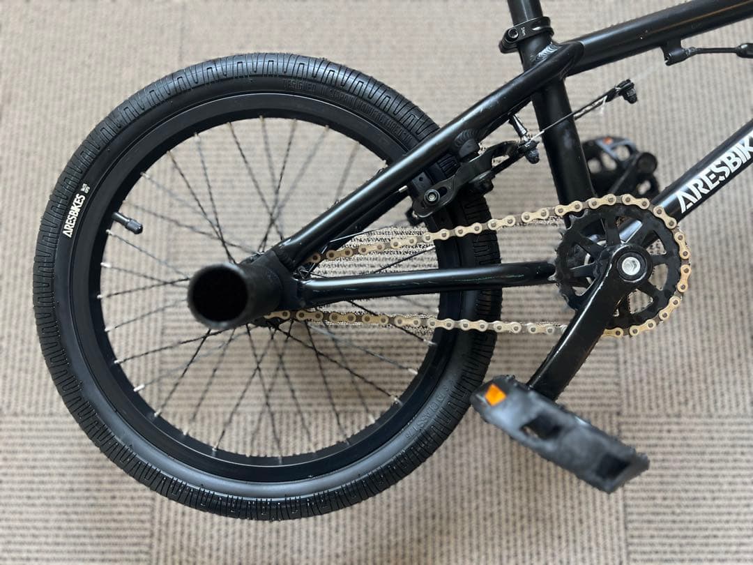 ニック　BMX ARES BIKES STN16 バイク マッドブラック