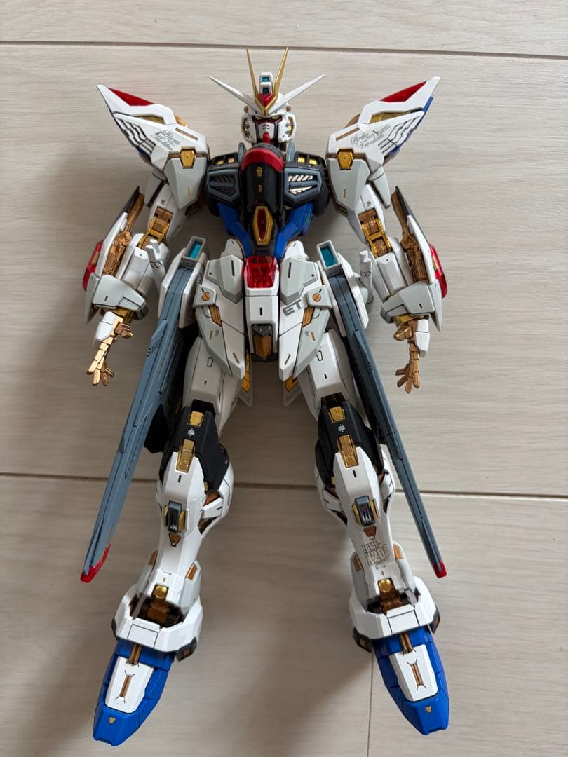 MGEXストライクフリーダムガンダム 塗装済み完成品