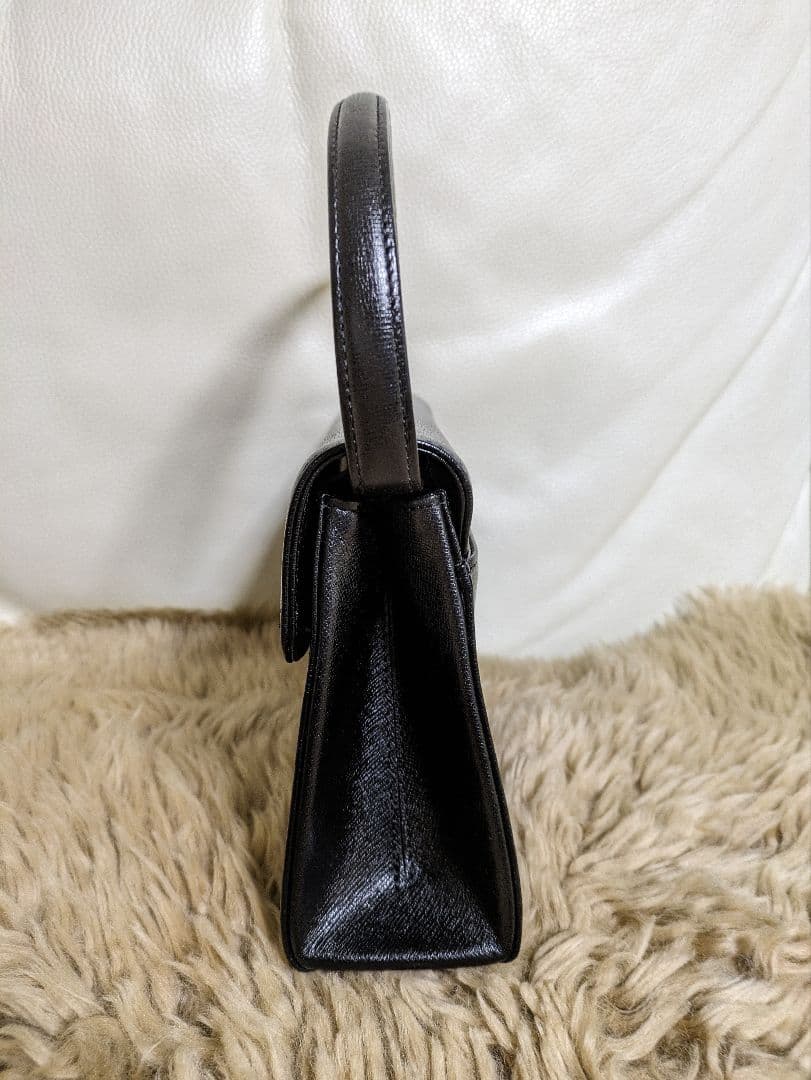 【ギミック有】【美品】ungaro ウンガロ　ハンドバッグ　黒　フォーマル　本革