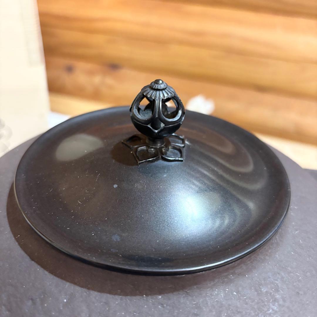 【美品】高岡鋳師 金森紹栄作 南鐐摘み平丸霰釜添 唐銅鬼面風炉 茶釜