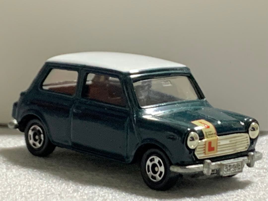 トミカ ミニクーパー トラフィック 教習車 濃緑