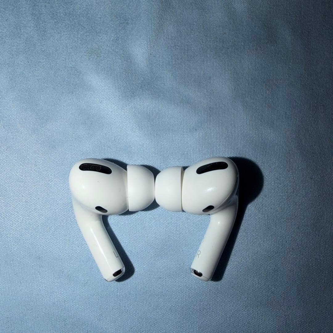 Apple AirPods Pro 第1世代