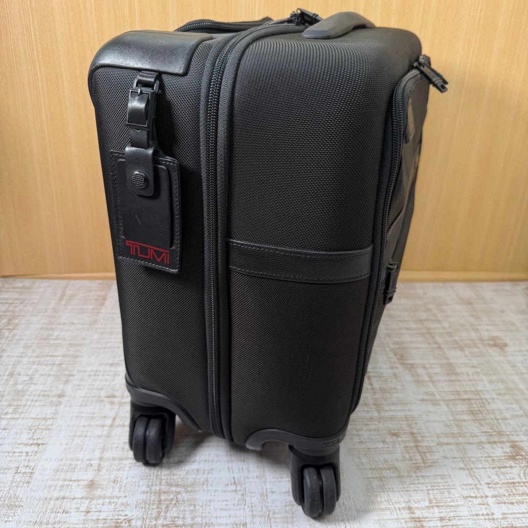 TUMI 26624D2 4ウィールドコンパクト　ALPHA キャリーケース