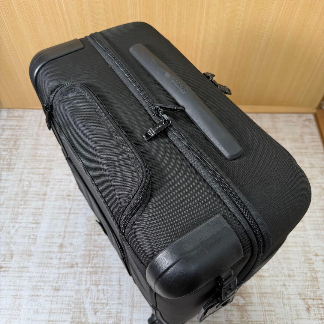 TUMI 26624D2 4ウィールドコンパクト　ALPHA キャリーケース