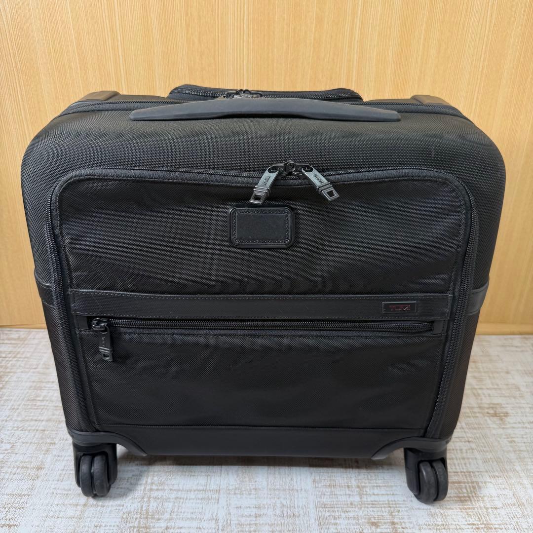 TUMI 26624D2 4ウィールドコンパクト　ALPHA キャリーケース
