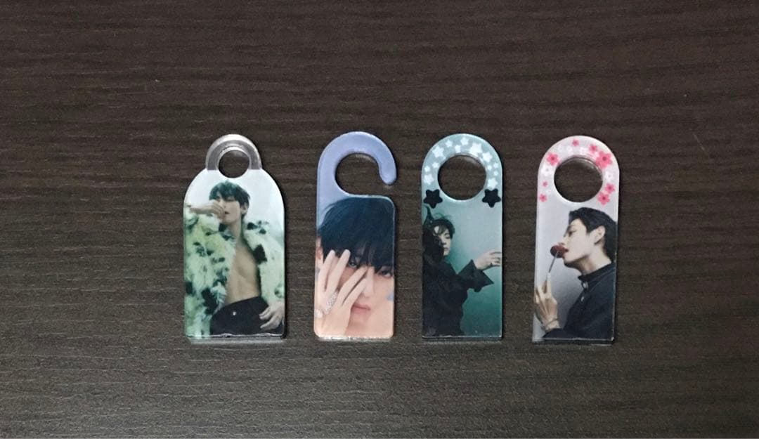 【りん】BTS テヒョン アクリルパーツ ストロータグ