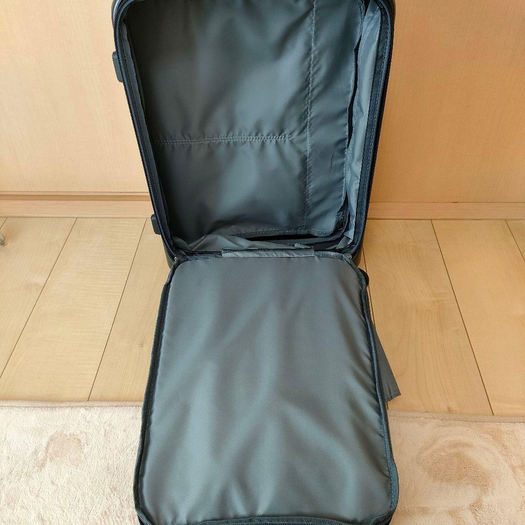 未使用品✨オルティモ　キャリーバック　スーツケース　S 黒　機内持ち込み