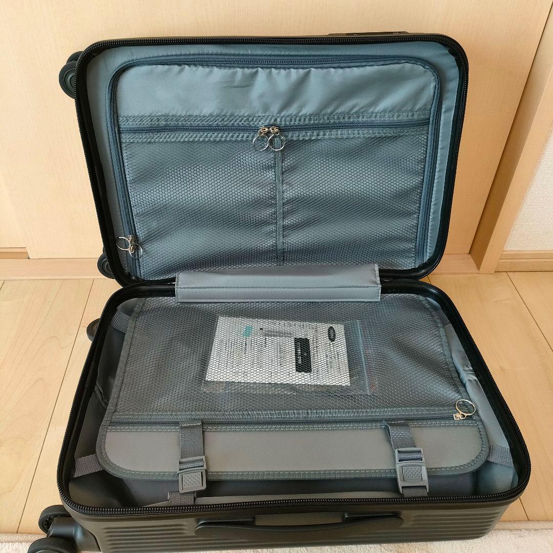 未使用品✨オルティモ　キャリーバック　スーツケース　S 黒　機内持ち込み