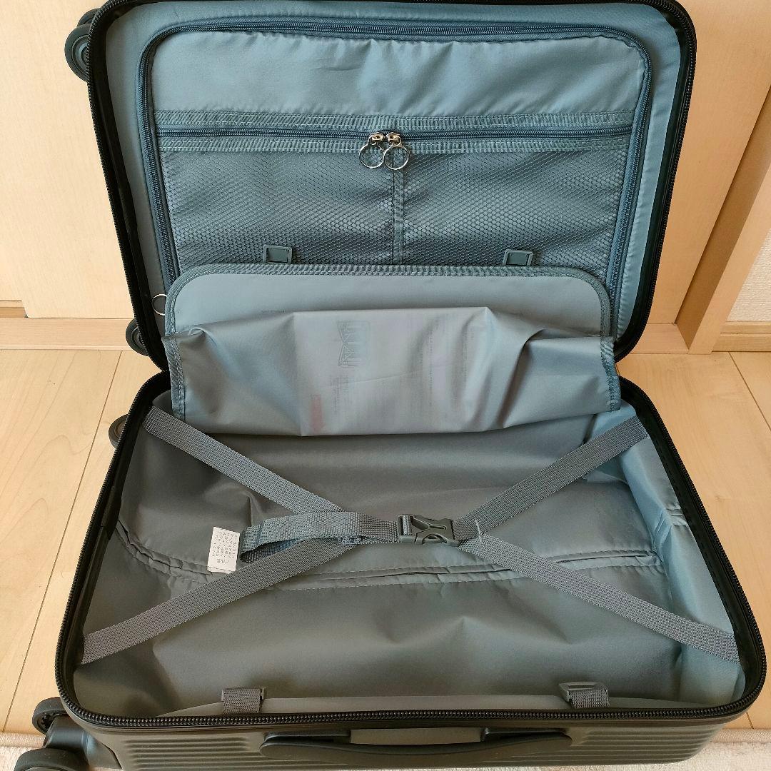 未使用品✨オルティモ　キャリーバック　スーツケース　S 黒　機内持ち込み