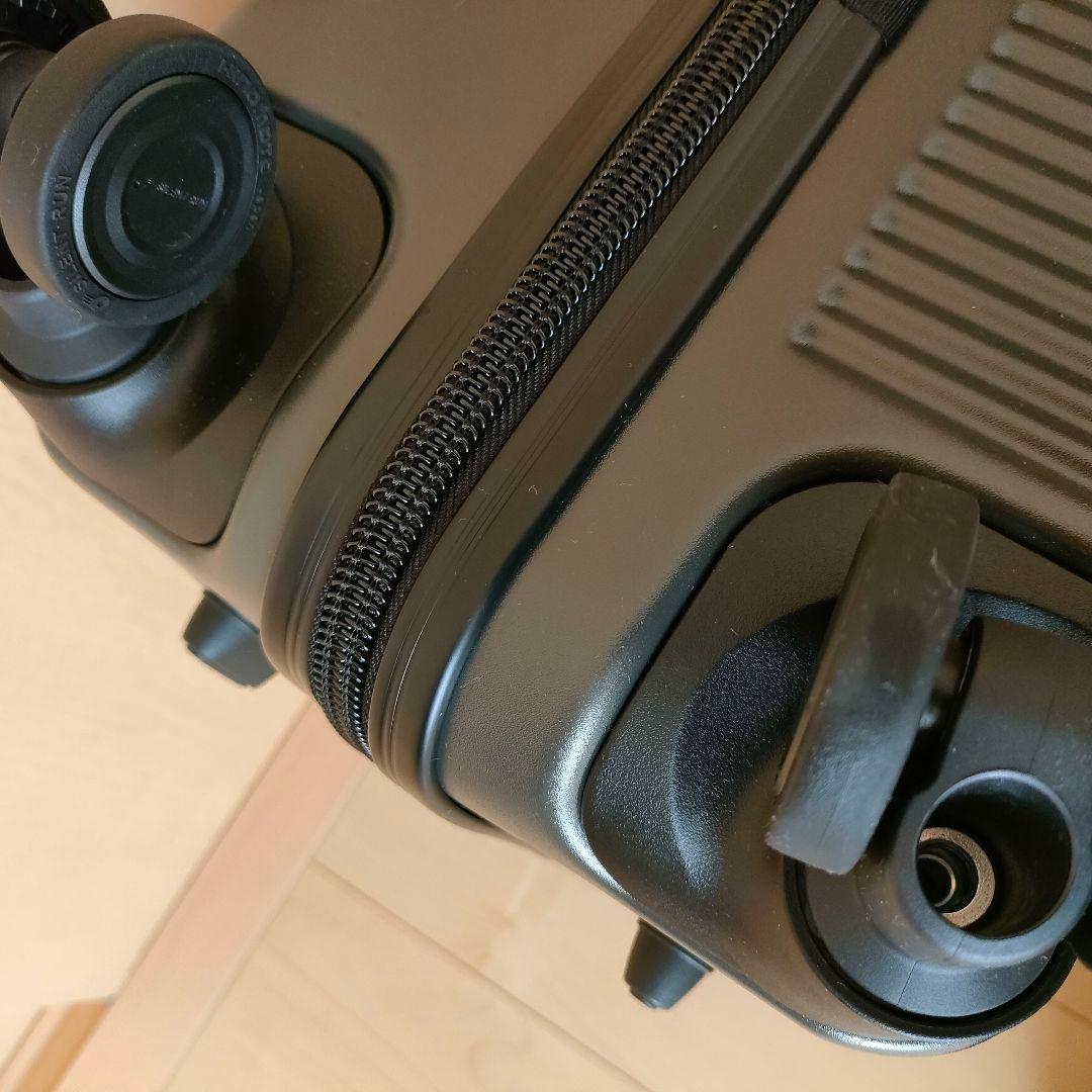 未使用品✨オルティモ　キャリーバック　スーツケース　S 黒　機内持ち込み