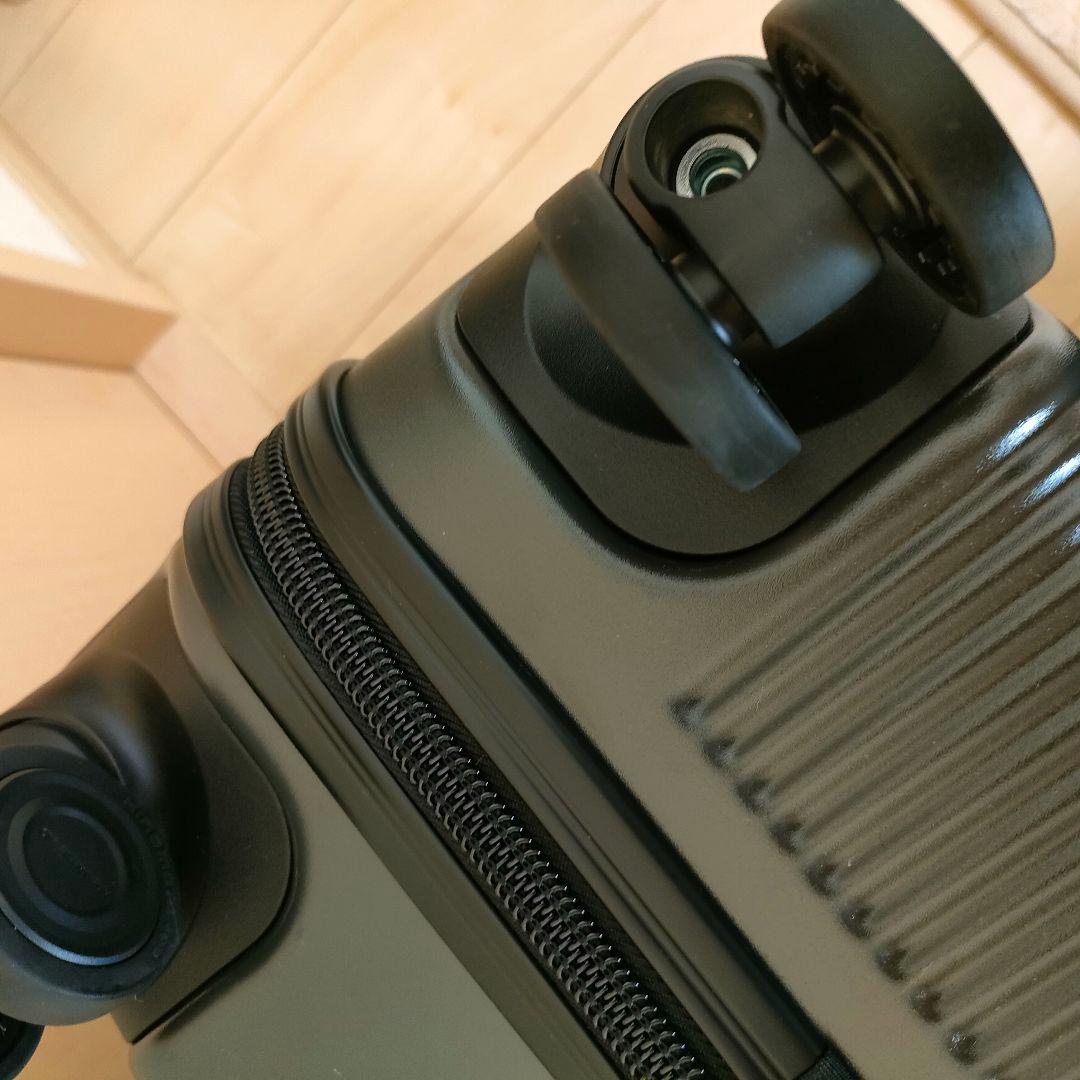 未使用品✨オルティモ　キャリーバック　スーツケース　S 黒　機内持ち込み