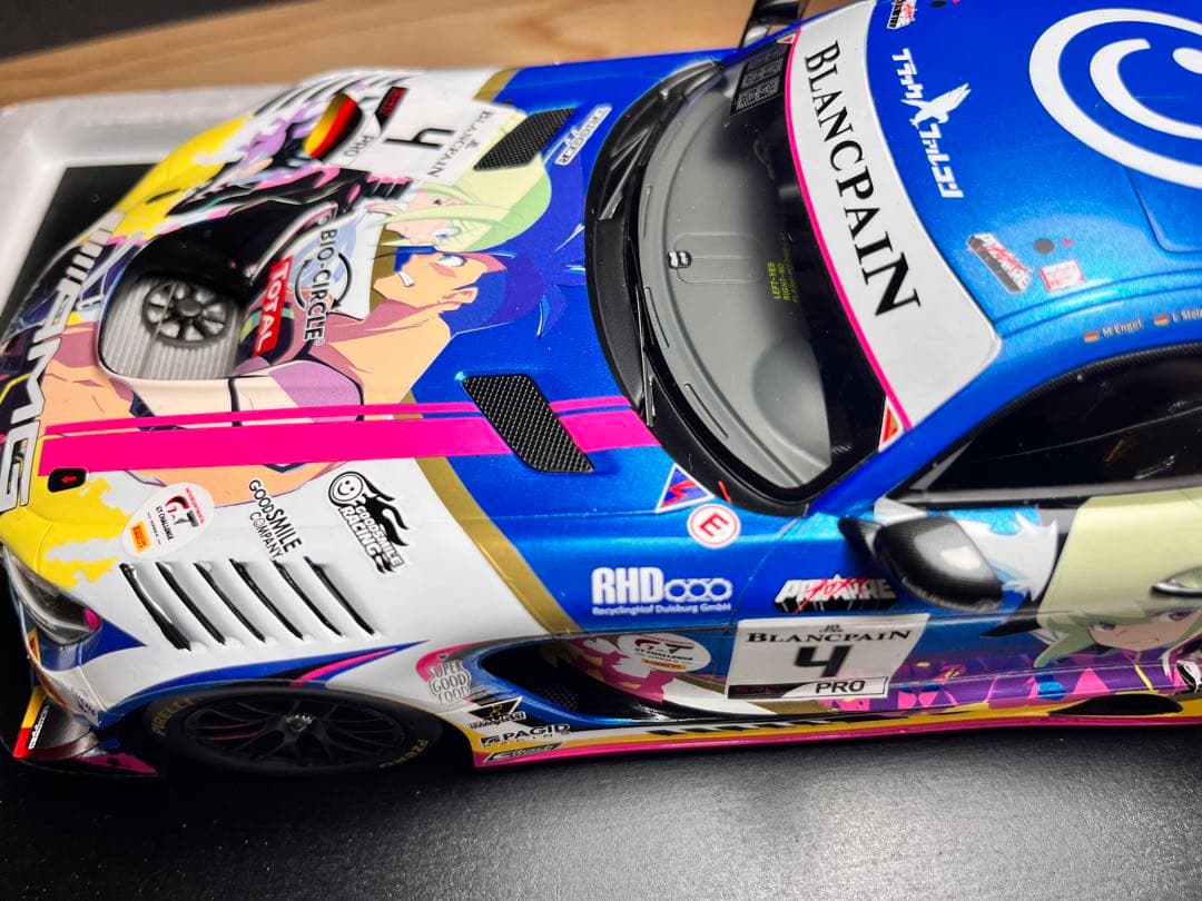 プロメア　フィギュア　PROMARE　ブラックファルコン　1/18 ミニカー