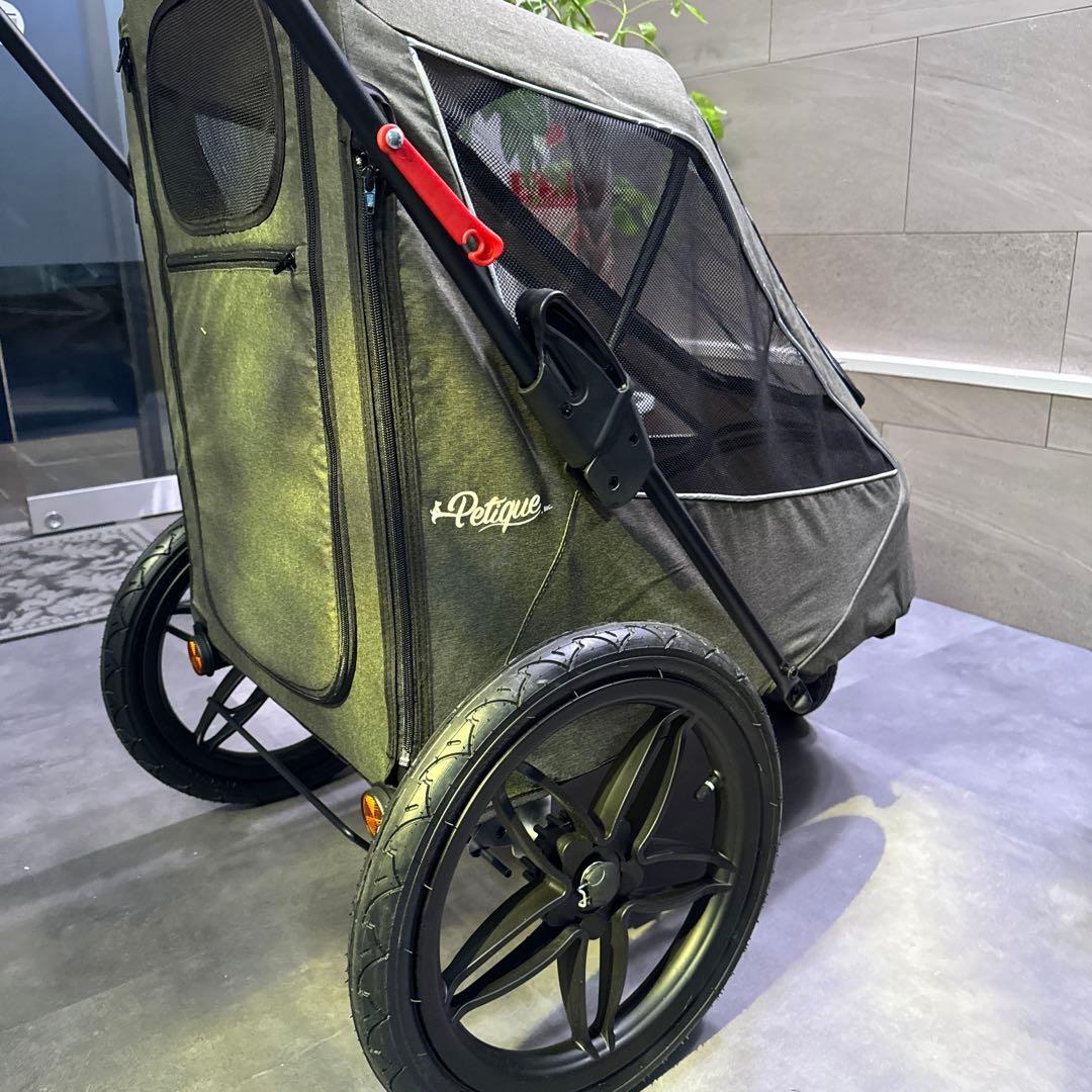 Petique ペティークブリーズジョガー メッシュ窓付きペットカート グリーン