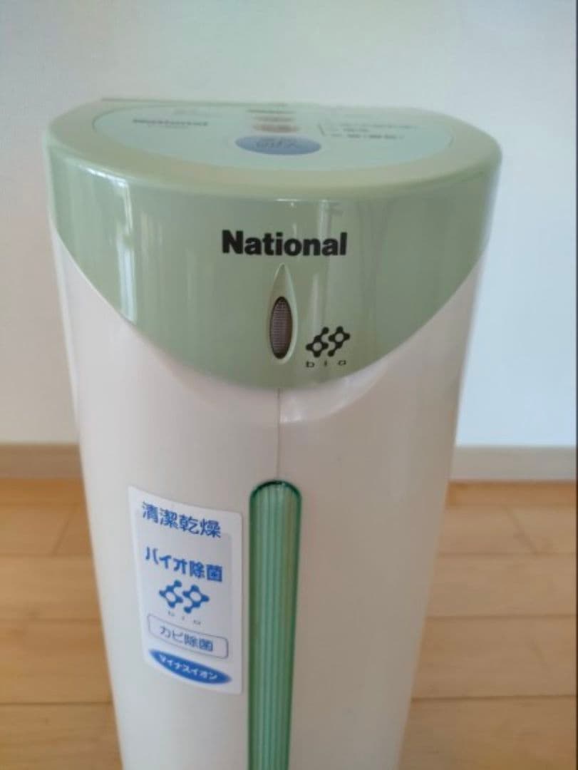 ナショナル衣類除湿乾燥機　部屋干し　F -Y60Z2