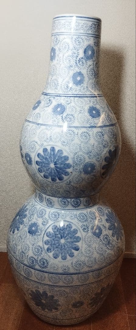 定価138000円 　最高級　有田焼　大壺　高さ約78cm　特価