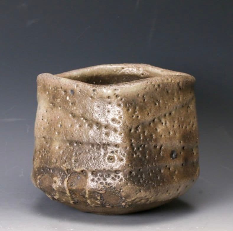 【景徳鎮陶瓷大学元教授】ニ十歩文雄　駄知　茜志野茶碗　共箱　共布　栞　本物　李朝