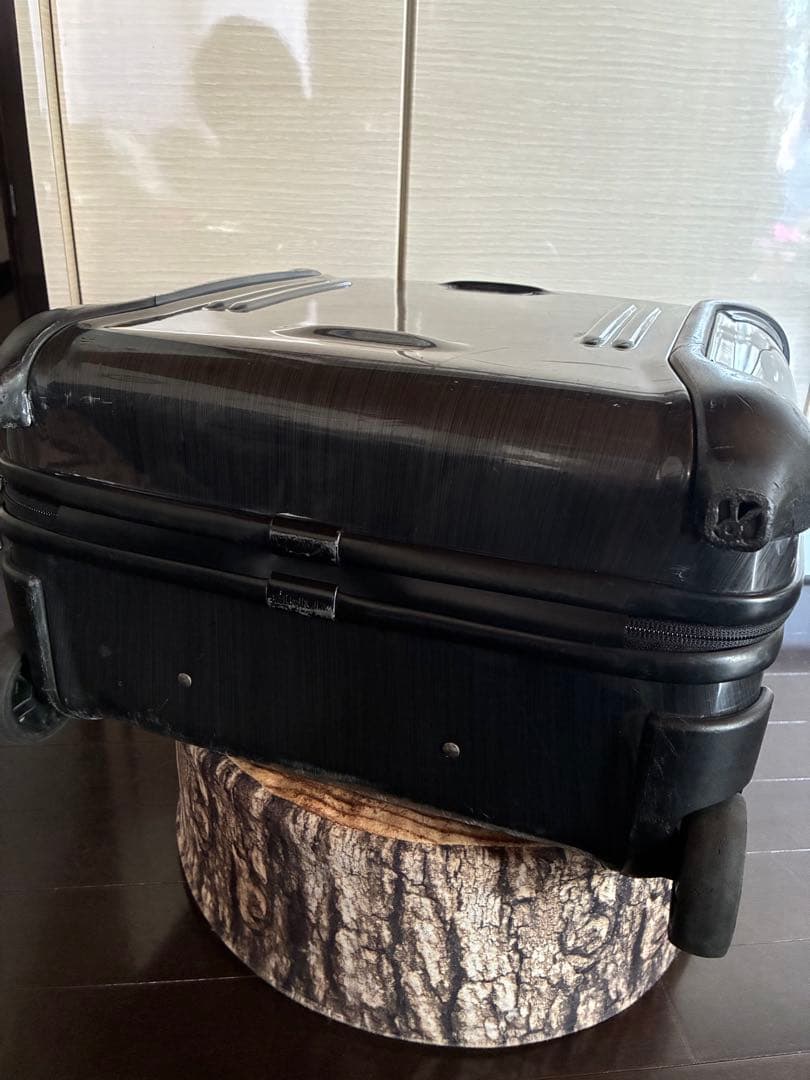 TUMI トゥミ 28012D コンパクトキャリーケース 2輪　中古品