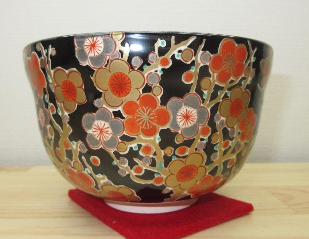 送料込【逢絢亭・新品】茶道具 茶碗 美濃焼 黒仁清 梅林の図 宮地英香