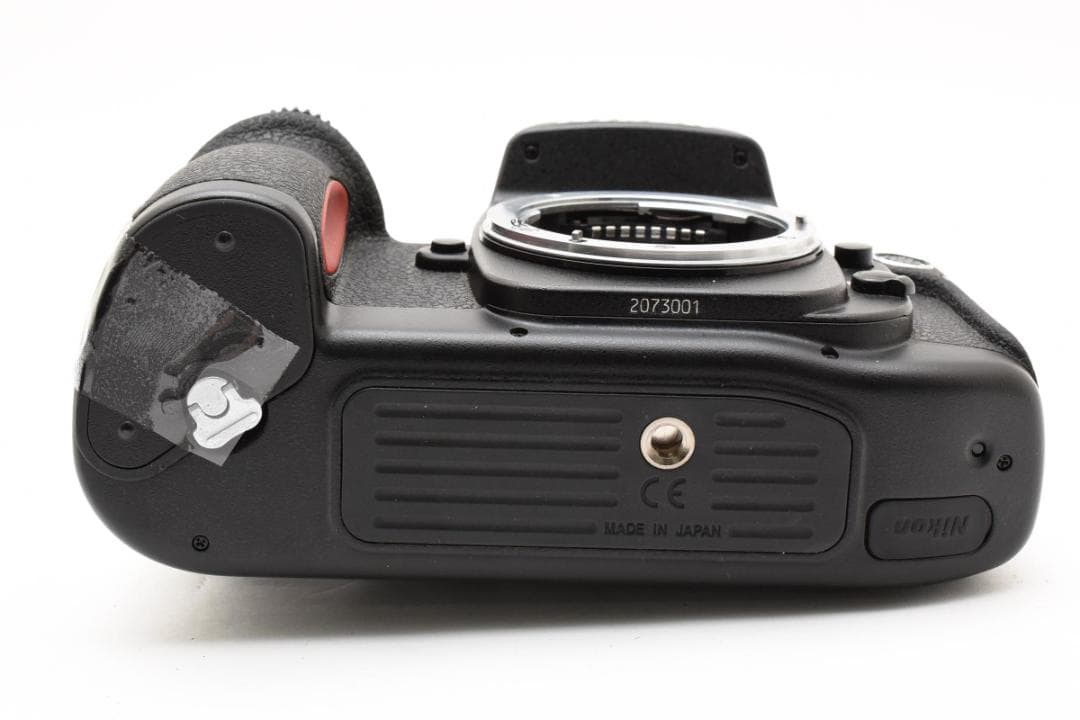 ニコン　Nikon F100 フィルムカメラボディ①