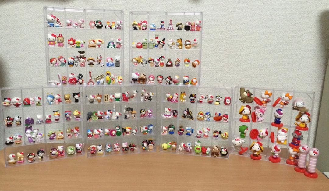 N*e様 ハローキティ ご当地ストラップ　ミニフィギュア　170個　他　サンリオ