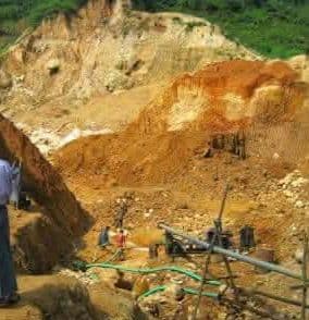 【超特大233ct】天然ペタライト 原石 無処理 ミャンマー産ビルマ　モゴック