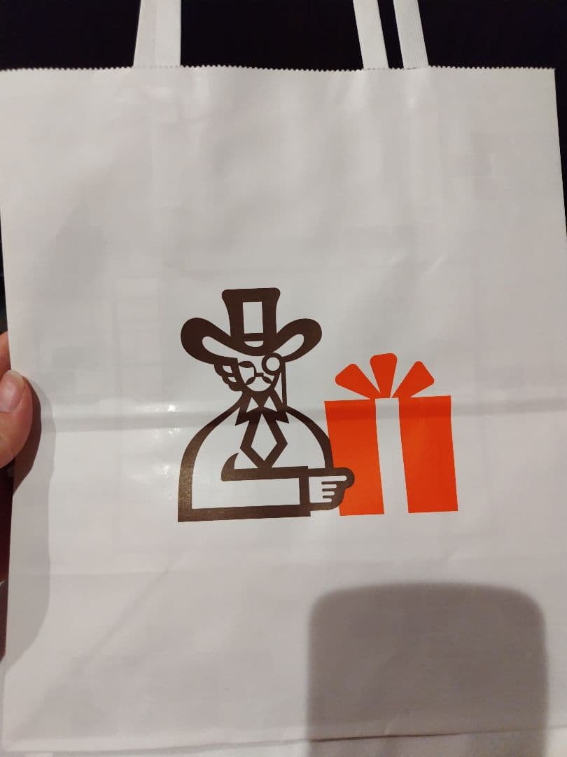 私のお友達の旅行先のコメダの紙袋