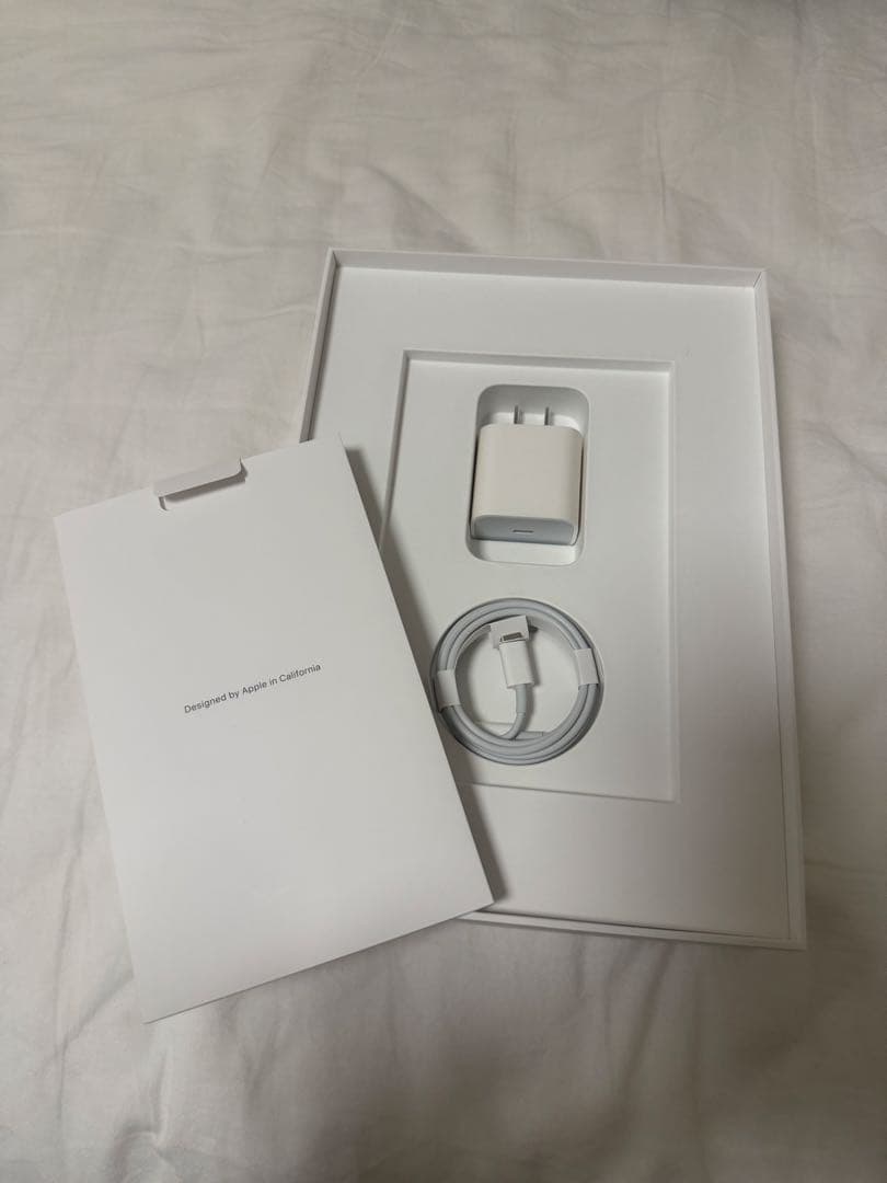 よ*し様 ipad 第8世代 32GB