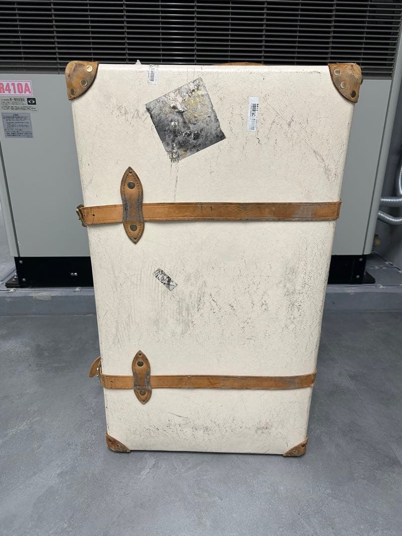 オキドキヨGlobe-Trotter アイボリー キャリーケース