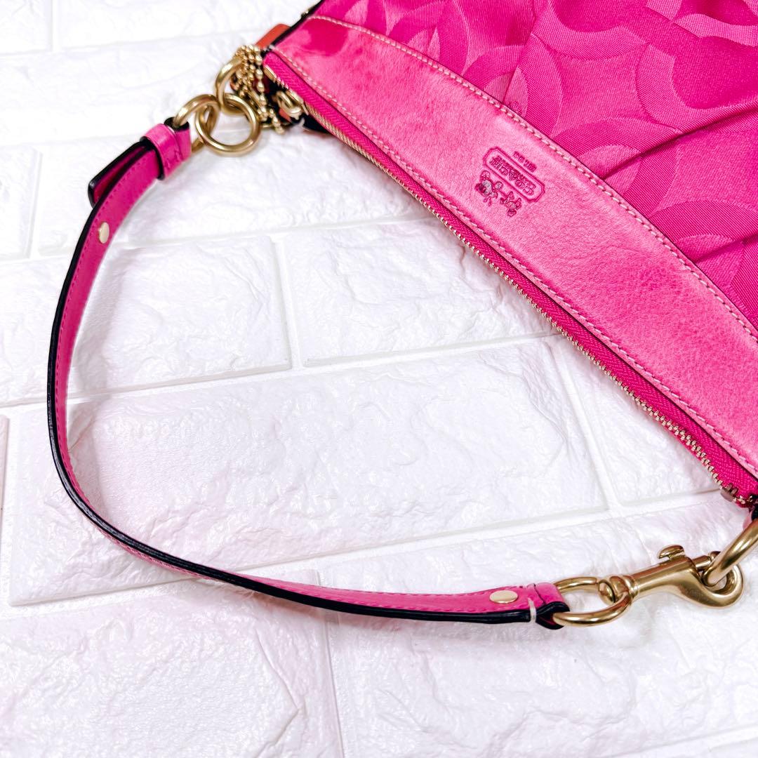 希少✨COACH コーチ オプアート シグネチャー ワンショルダー ハンドバッグ