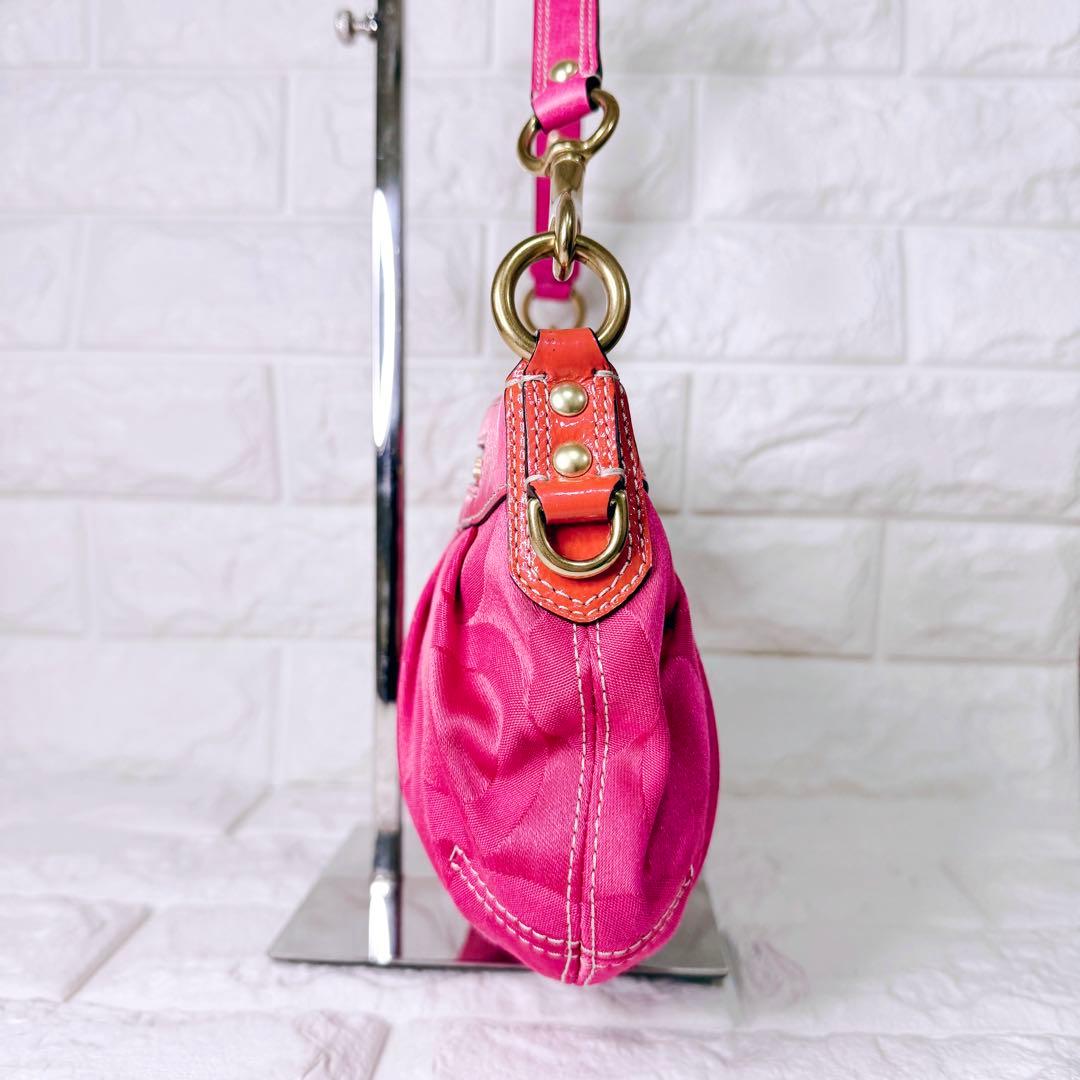 希少✨COACH コーチ オプアート シグネチャー ワンショルダー ハンドバッグ