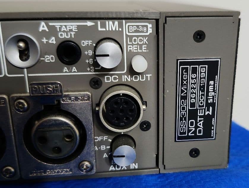 シグマSS-302 ポータブル3Chミキサー　映像制作向け【美品】