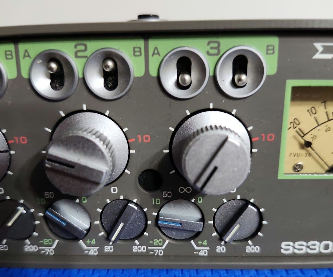 シグマSS-302 ポータブル3Chミキサー　映像制作向け【美品】