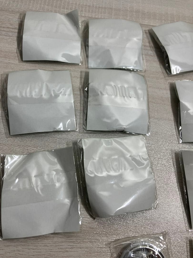 HUNTER×HUNTER ティンバッチ　旧アニメ　初代　クラピカ等　缶バッジ