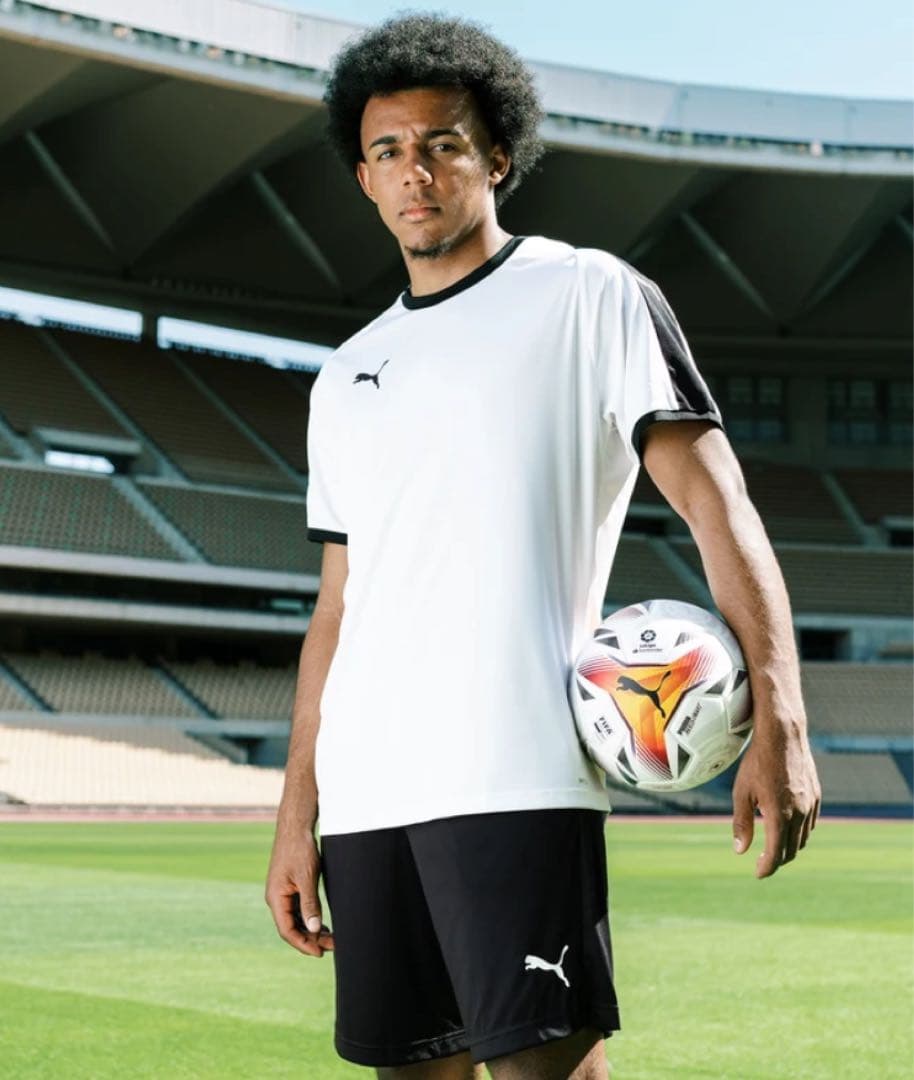 ラ・リーガ２１／２２シーズン公式試合球「ACCELERATE」